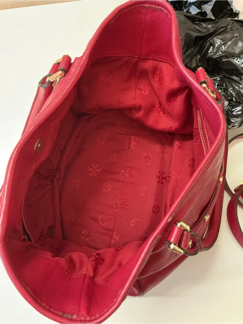 Tory Burch Amanda Pebbled Leather Red Raspberry crossbody tote bag